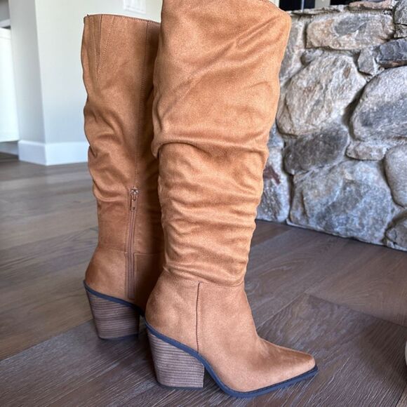 CHARLES BY CHARLES DAVID Wire Boot In Caramelized - Picture 5 of 9